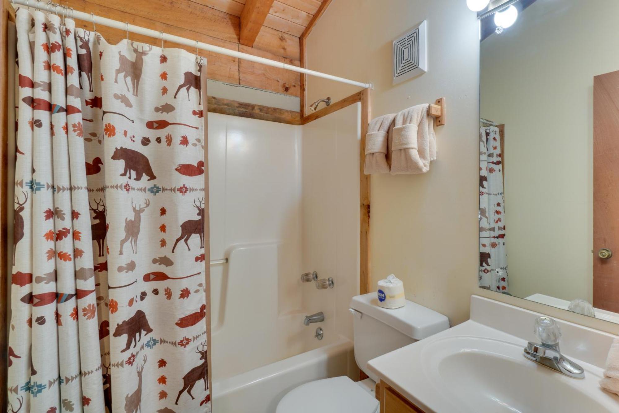 Gatlinburg Cabin With Hot Tub About 6 Mi To Downtown! Esterno foto